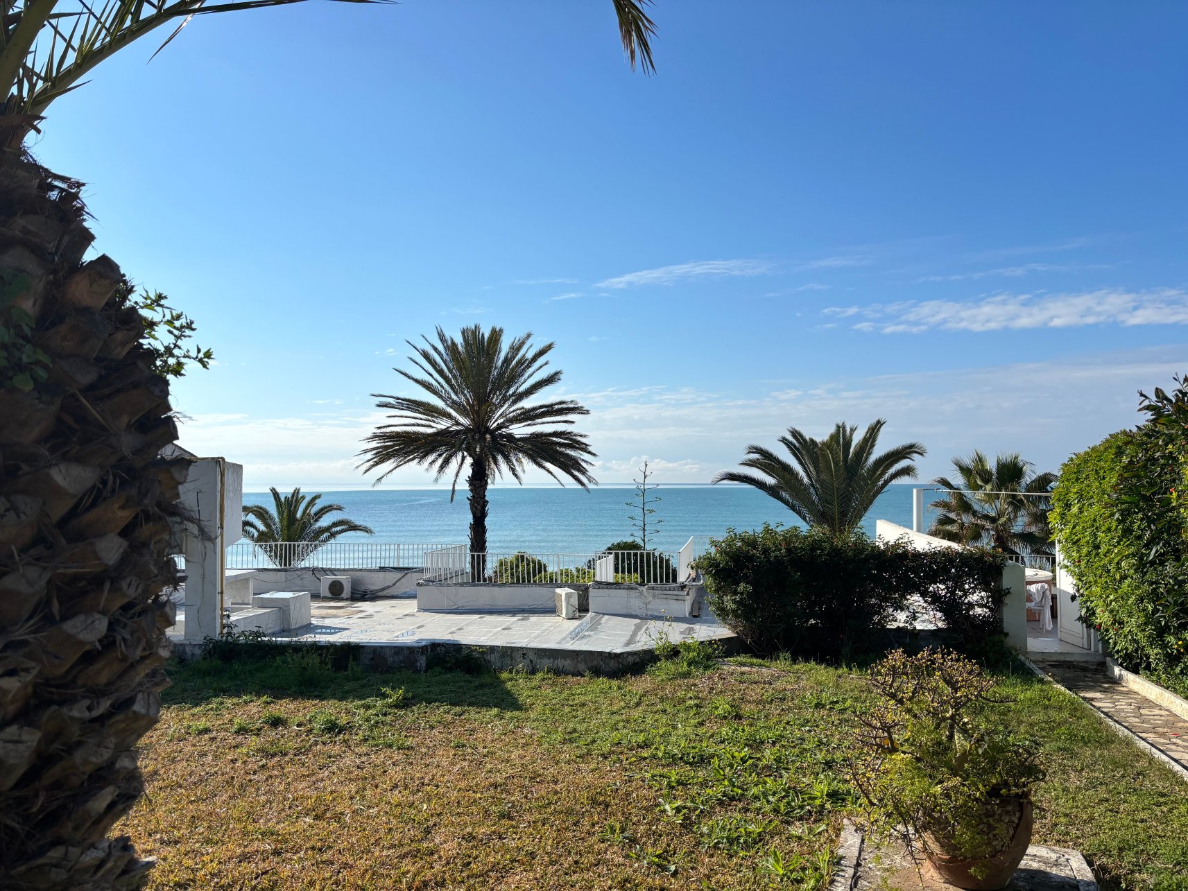 新巴达旅馆-官方