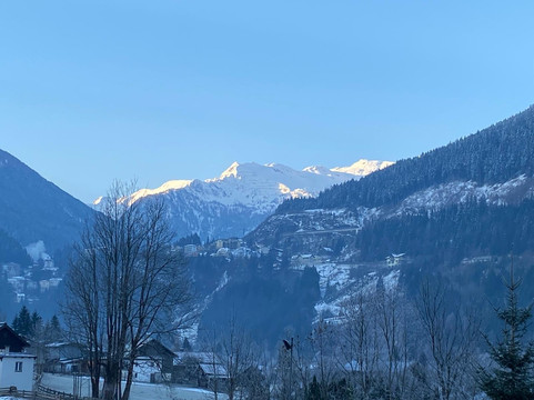 松加阿尔卑斯云谷酒店主图