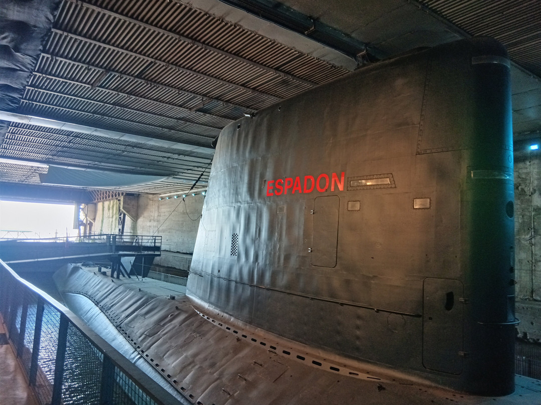 Sous-Marin l'Espadon-圣纳泽尔必去景点