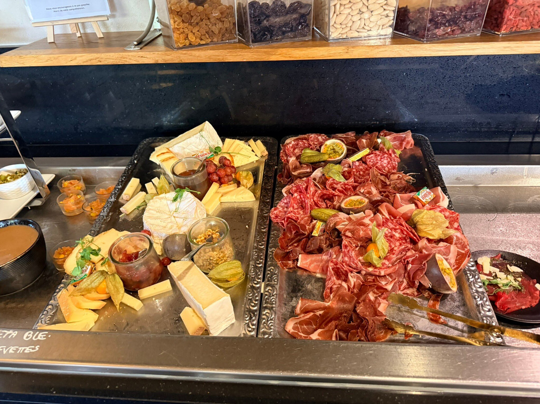 Golf de Cice Blossac-Bruz必去景点