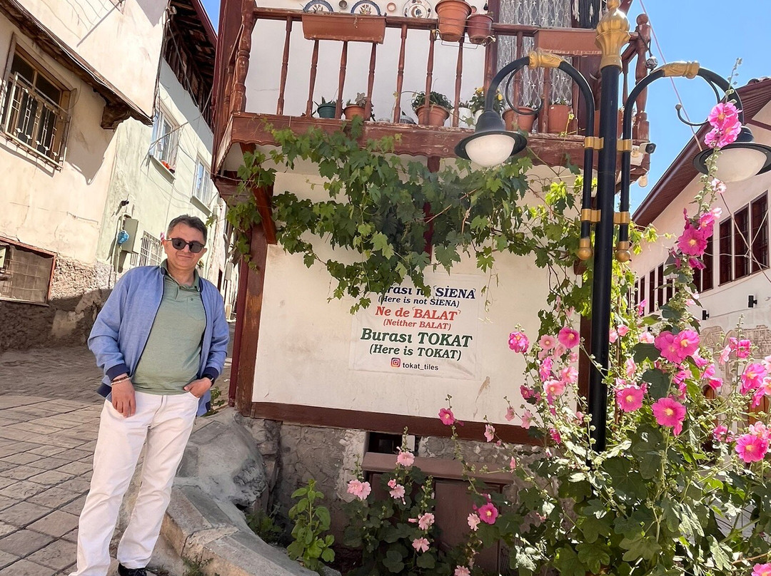 亚兹玛奇拉尔哈尼酒店及餐厅主图