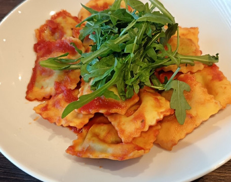 瑟索普瑞米尔酒店主图