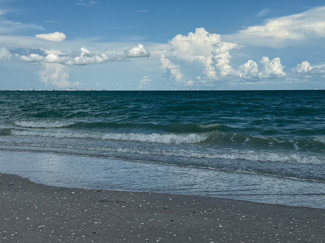 萨尼贝尔岛海滩度假村主图