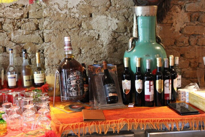 夏露卡阿尔方德古堡酒店主图