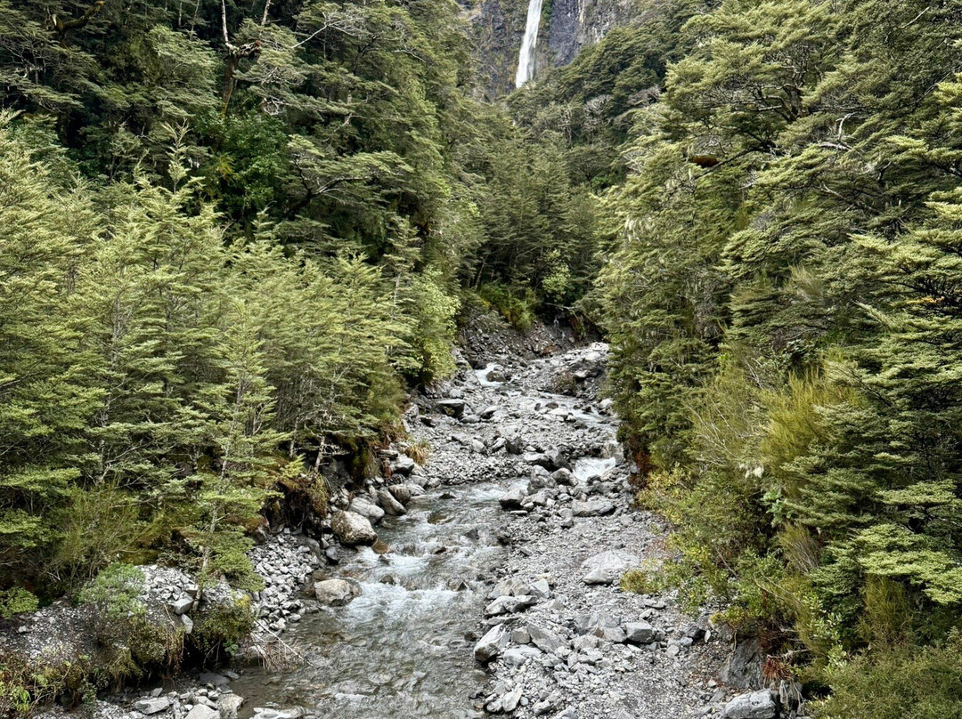 Devils Punchbowl Walking Track-亚瑟隘口国家公园必去景点