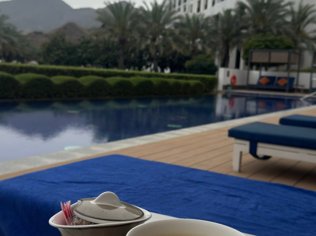 富查伊拉洲际度假村主图