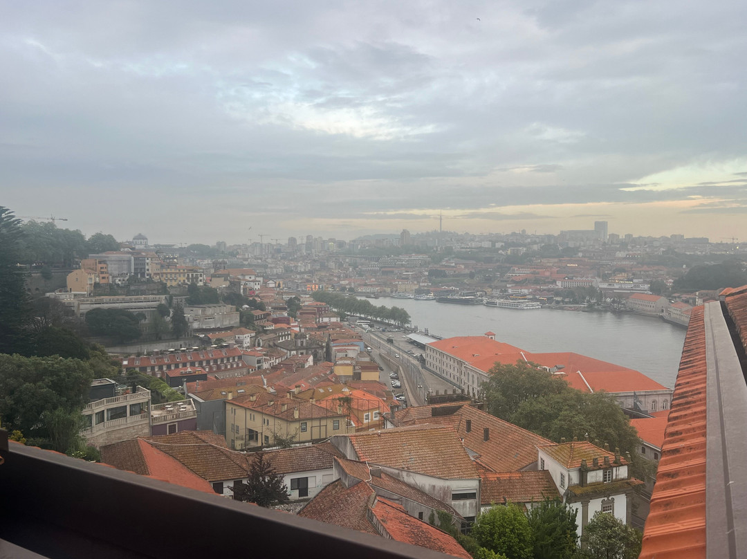 托雷尔前卫酒店主图