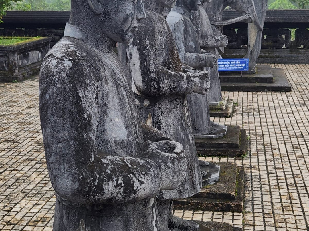Imperial Tomb of Dong Khanh-顺化必去景点