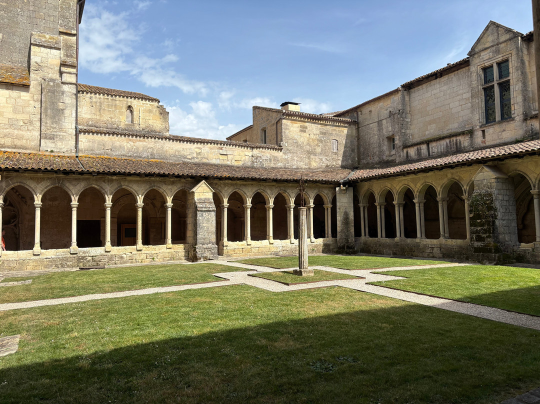 Eglise Collegiale de Saint-Emilion-圣埃美隆必去景点