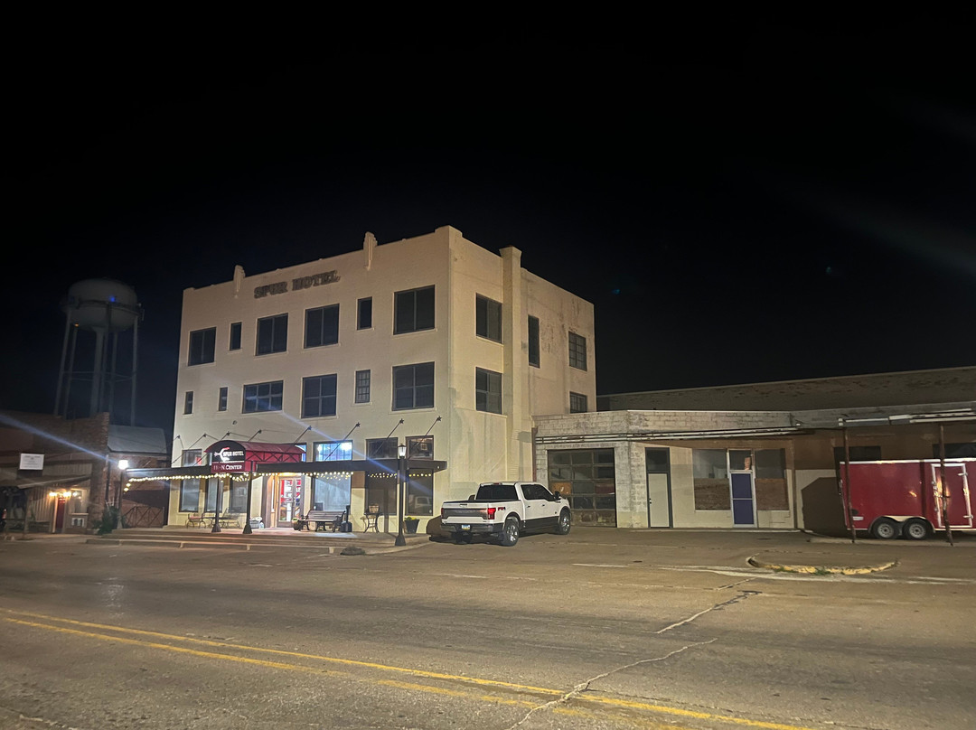 马刺酒店主图
