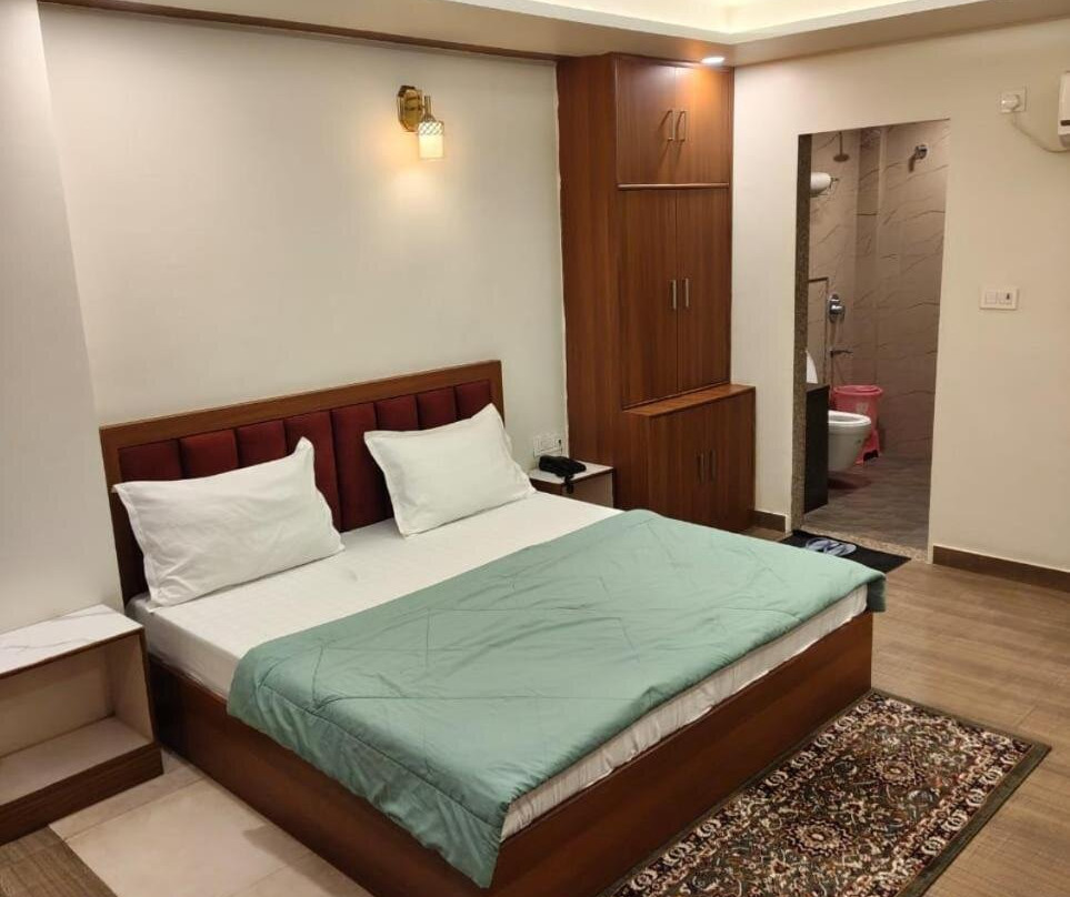 23 Ganpati hotel