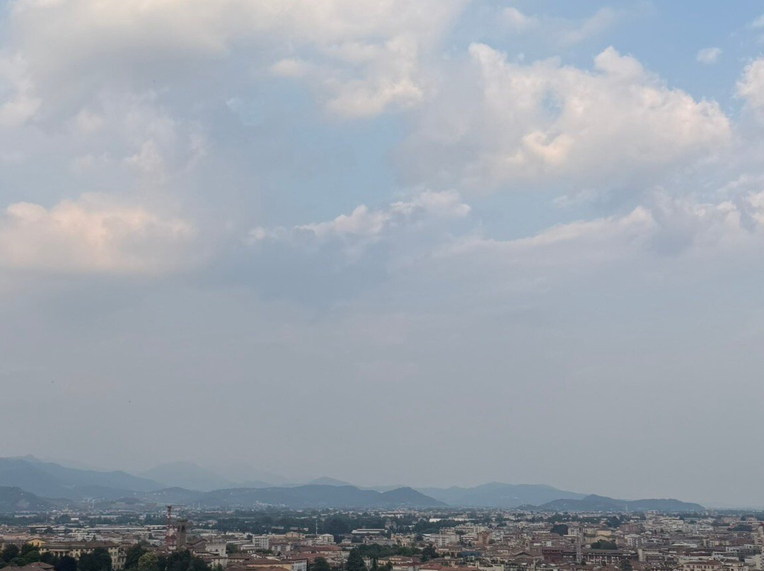 Porta San Giacomo-贝加莫必去景点