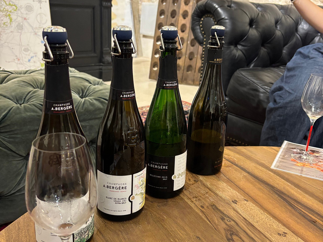 Champagne A.Bergere-埃佩尔内必去景点