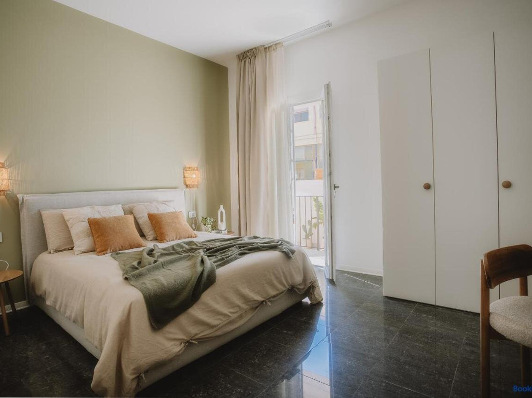 Gaie Apartments