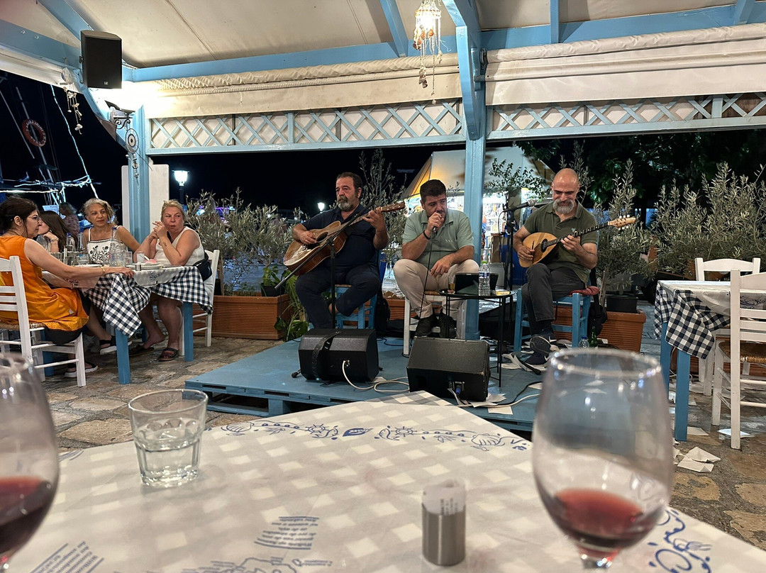 Yamas Tavern- Samos