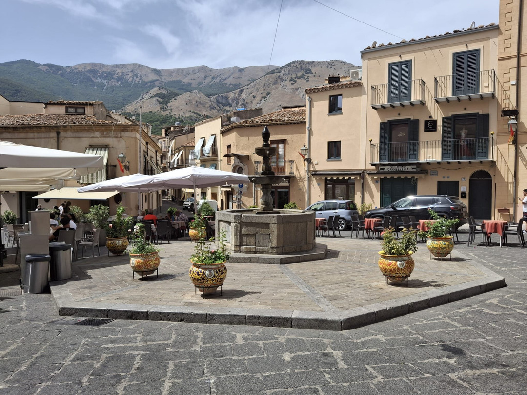 Putia Sicilian Creativity-Castelbuono必去景点