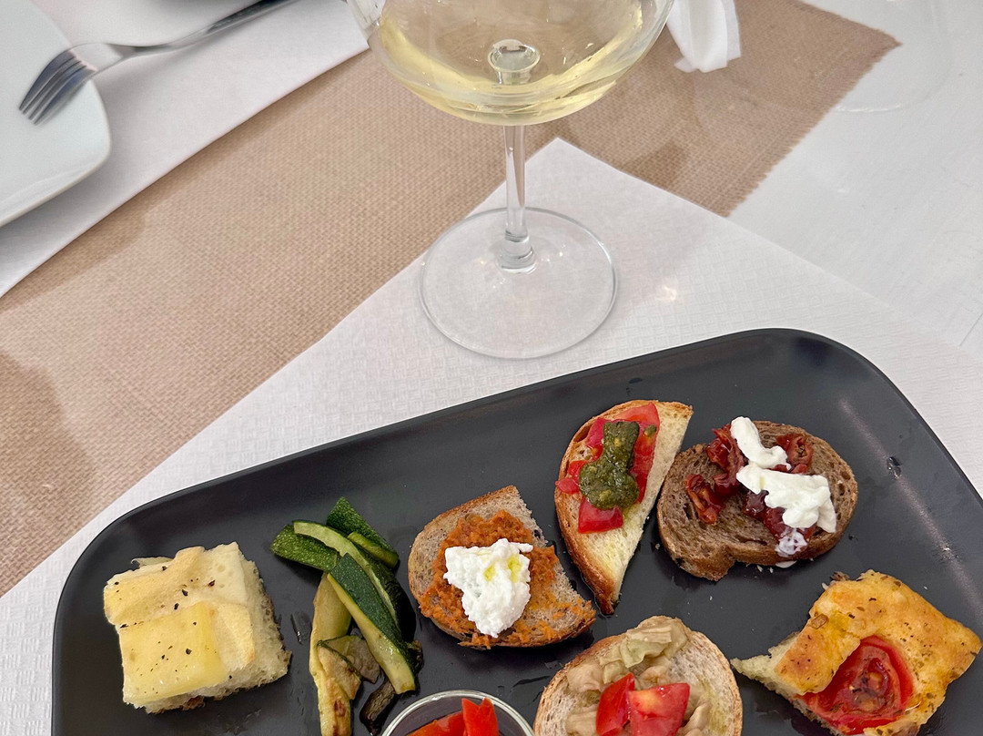 Cantine Semeraro-Casalini di Cisternino必去景点