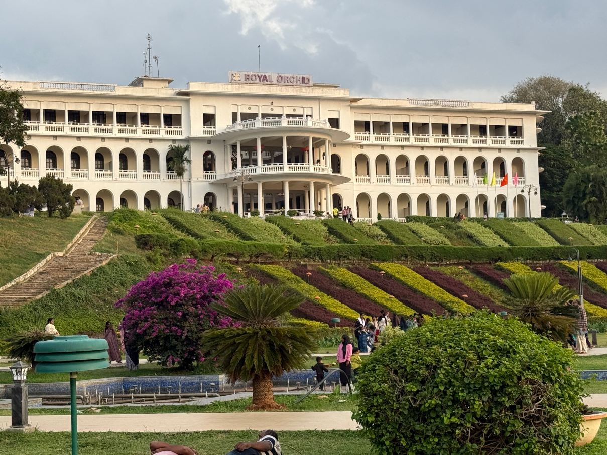 皇家兰花比林达瓦酒店-旅行者