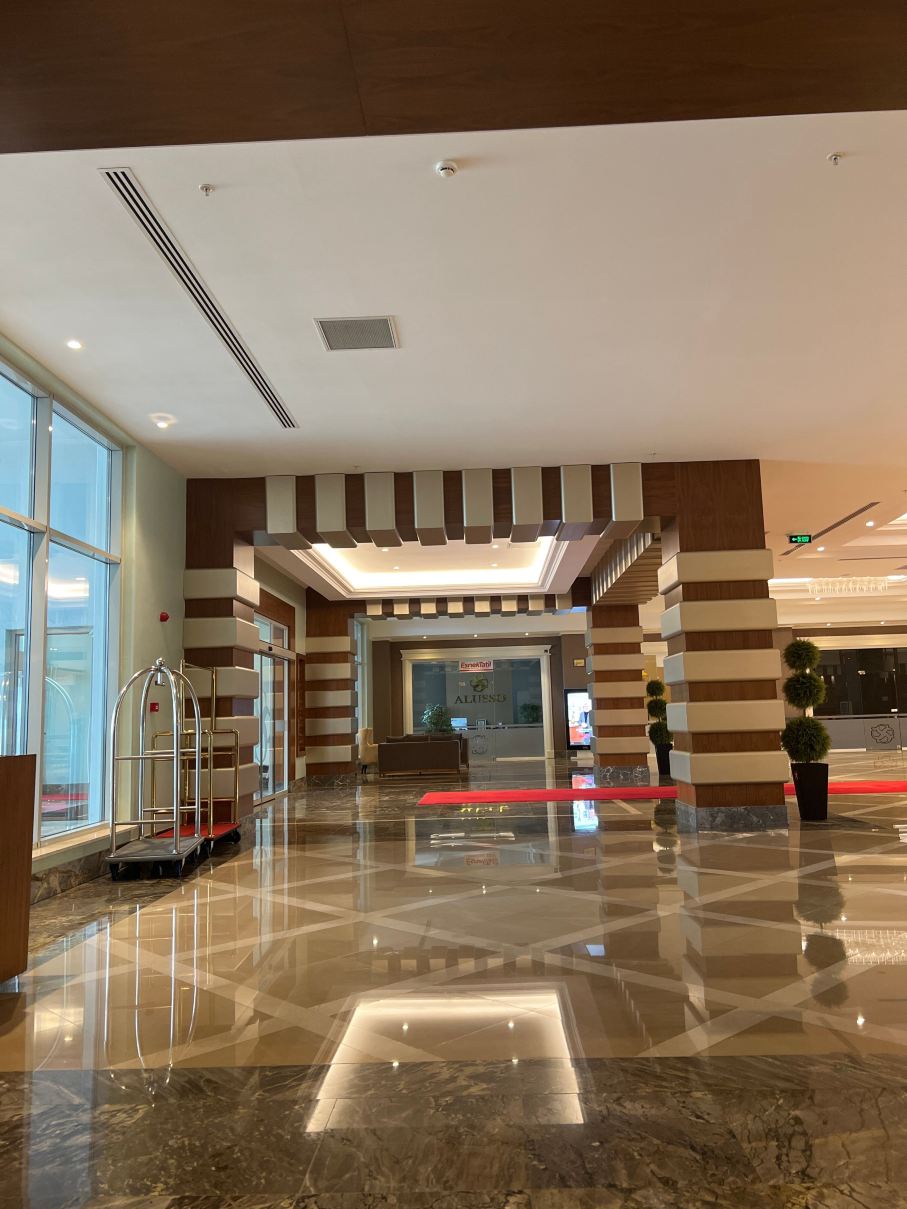 Alusso Thermal Hotel & Spa 阿鲁索温泉酒店及水疗中心-旅行者