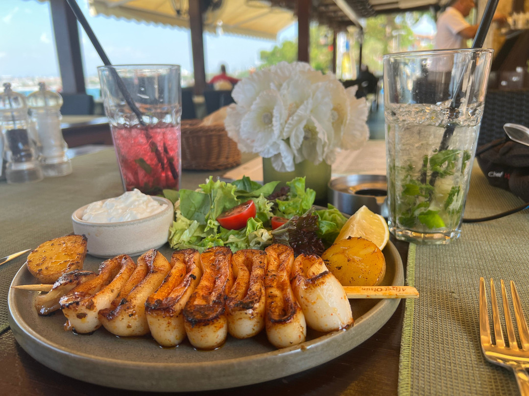 Thyma Restaurant