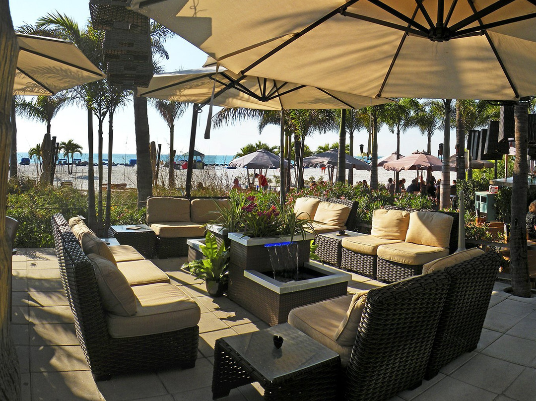 格兰德广场海滨度假酒店&会议中心