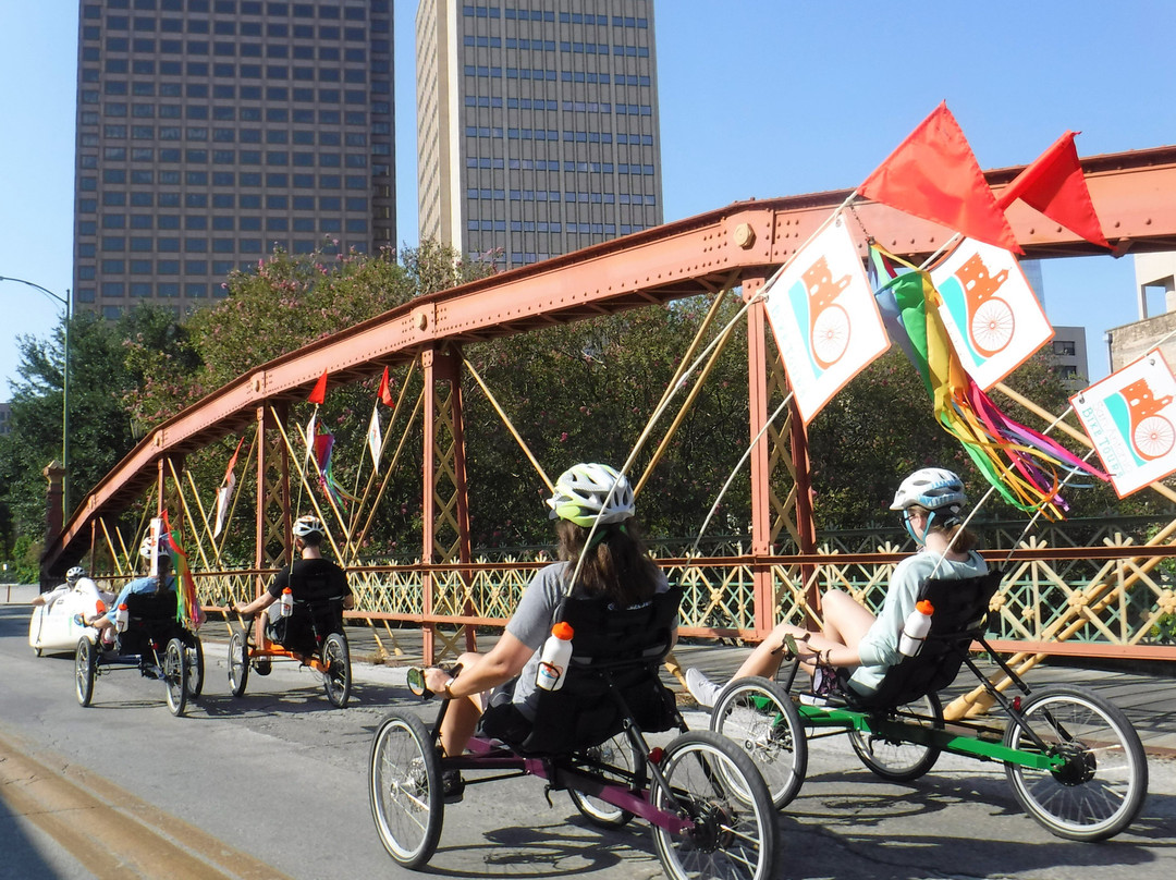 San Antonio Bike Tours-圣安东尼奥市必去景点