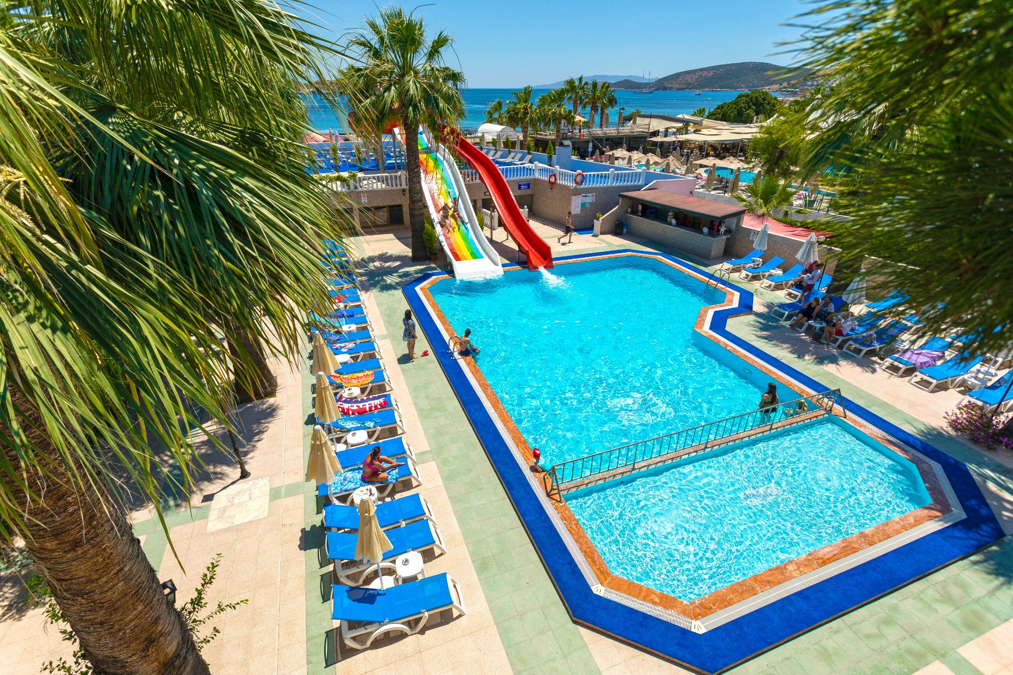 Gümbet Anil Beach-官方