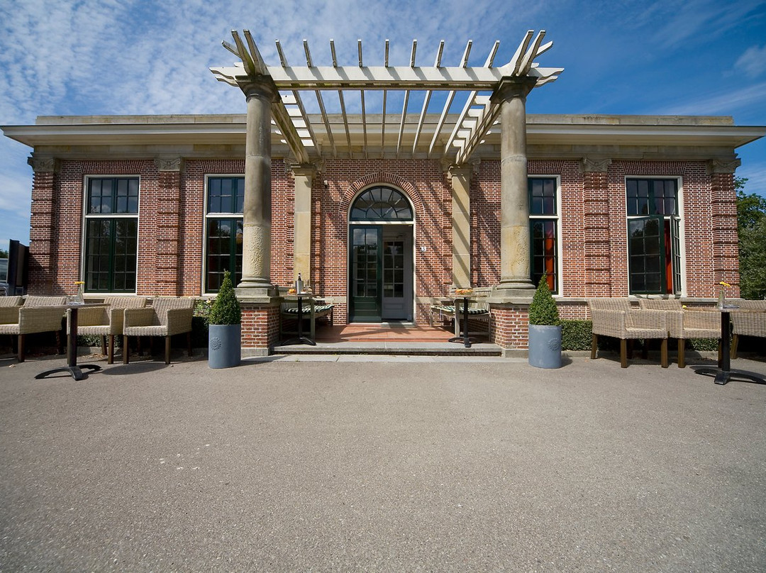 暮尔芒德庄园酒店主图