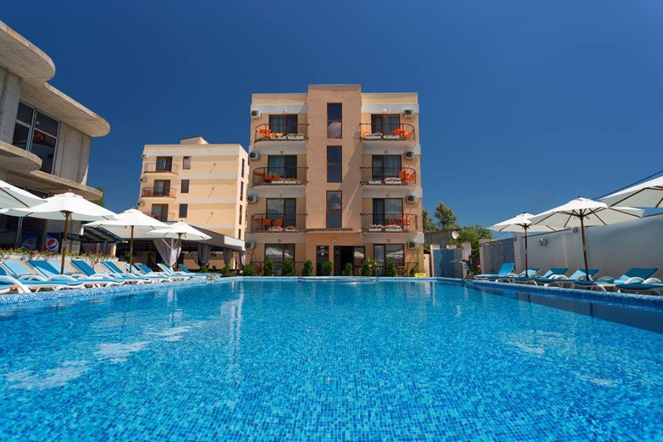 Grand More Hotel