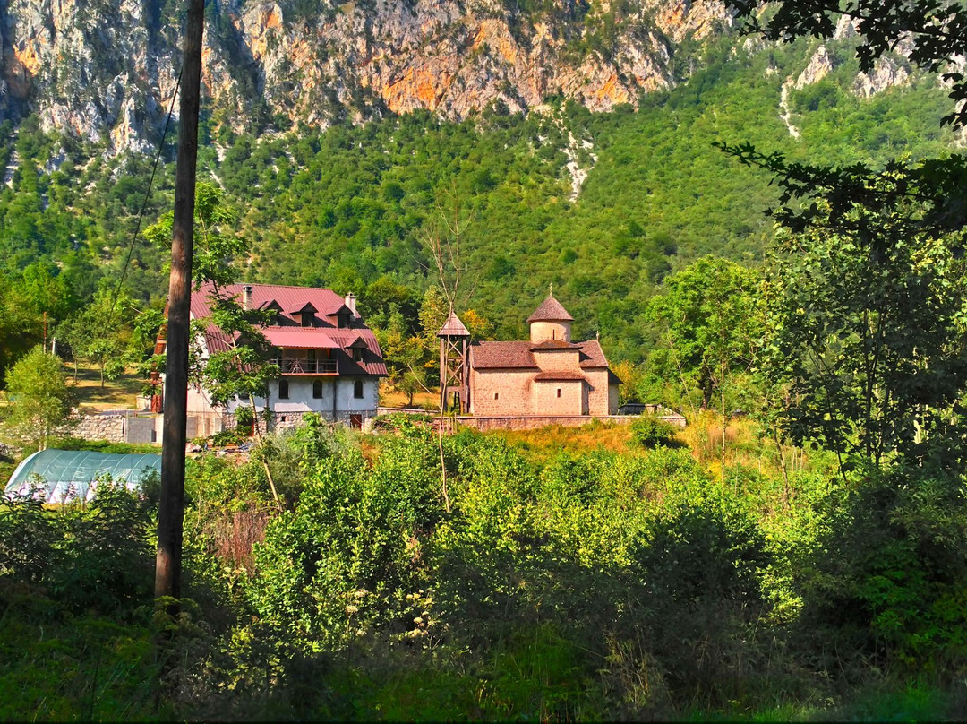 Dobrilovina Monastery景点图片