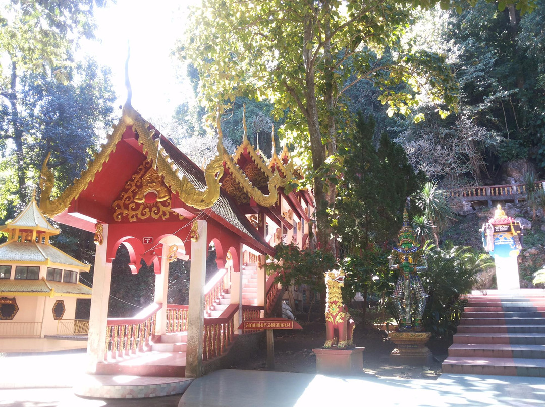 巴德旅游景点-Tub Tao Cave