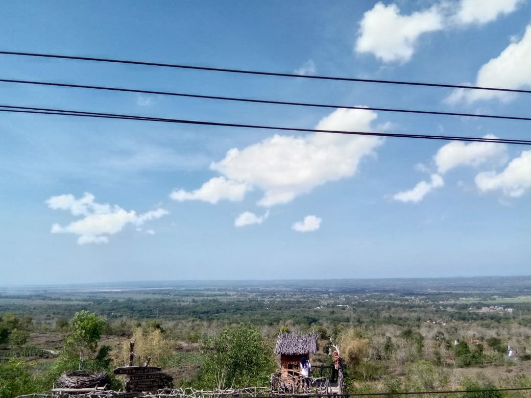 Klumpu旅游景点-Wisata Bukit Tinggian