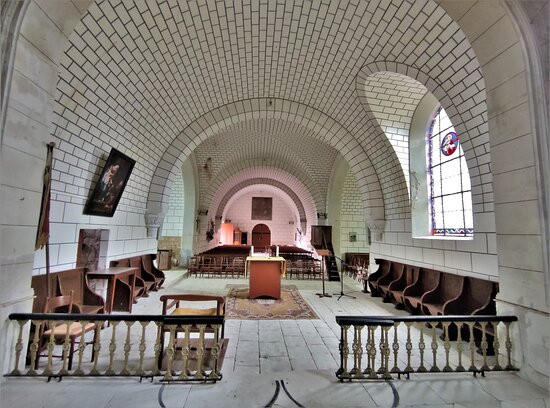 Église Paroissiale Saint-Jean-Baptiste À Braye-Sous-Faye景点图片