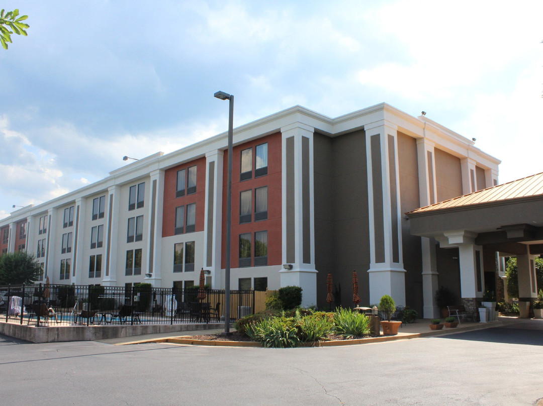 Barnesville酒店住宿-Holiday Inn Express Forsyth by IHG