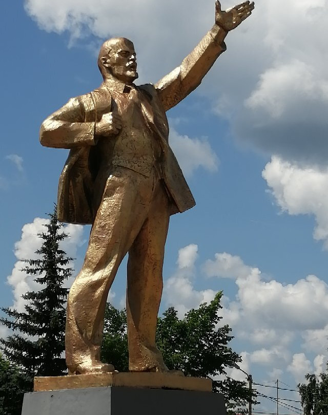 Monument to V. I. Lenin-Zadonsk必去景点