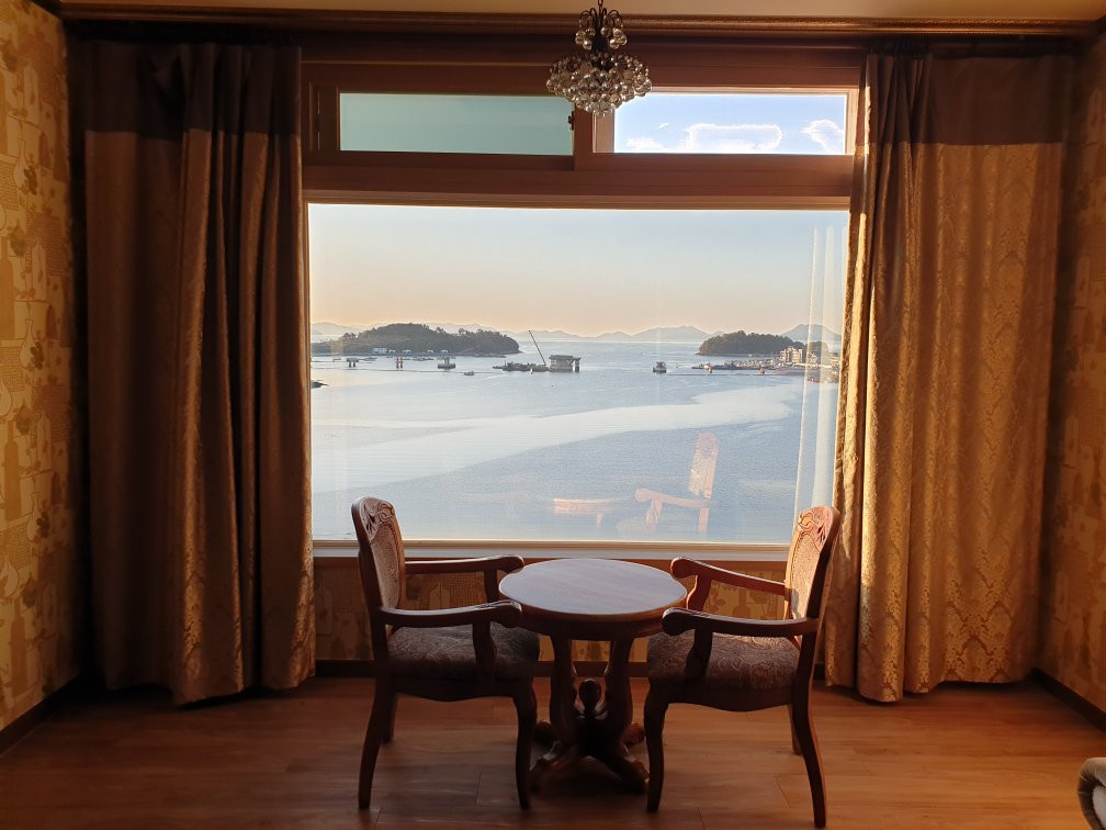 B & Beach Tourist Hotel主图