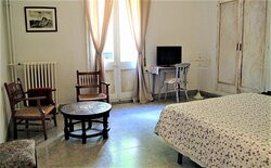 Hotel Montsoliu主图