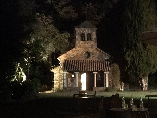 户撒圣伯纳特酒店主图