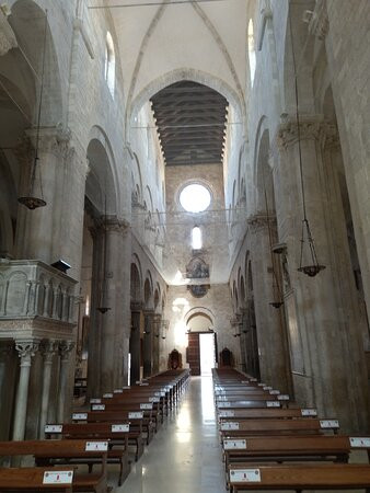 Cattedrale di Santa Maria Maggiore-Barletta必去景点