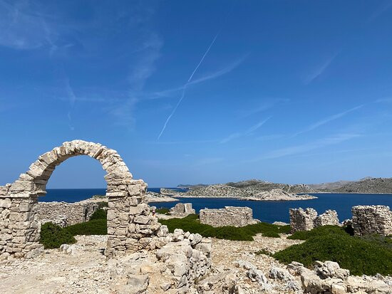 Archipelago Tours-希贝尼克必去景点