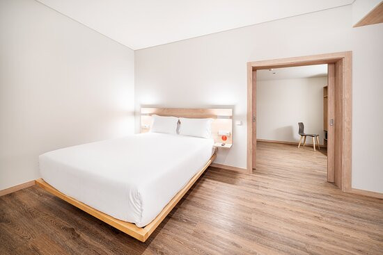 Moov Hotel Oeiras主图