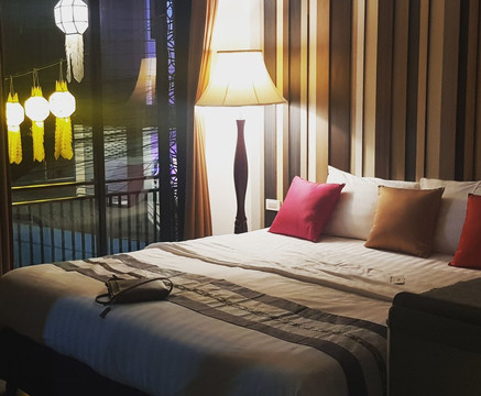 德坎万酒店主图