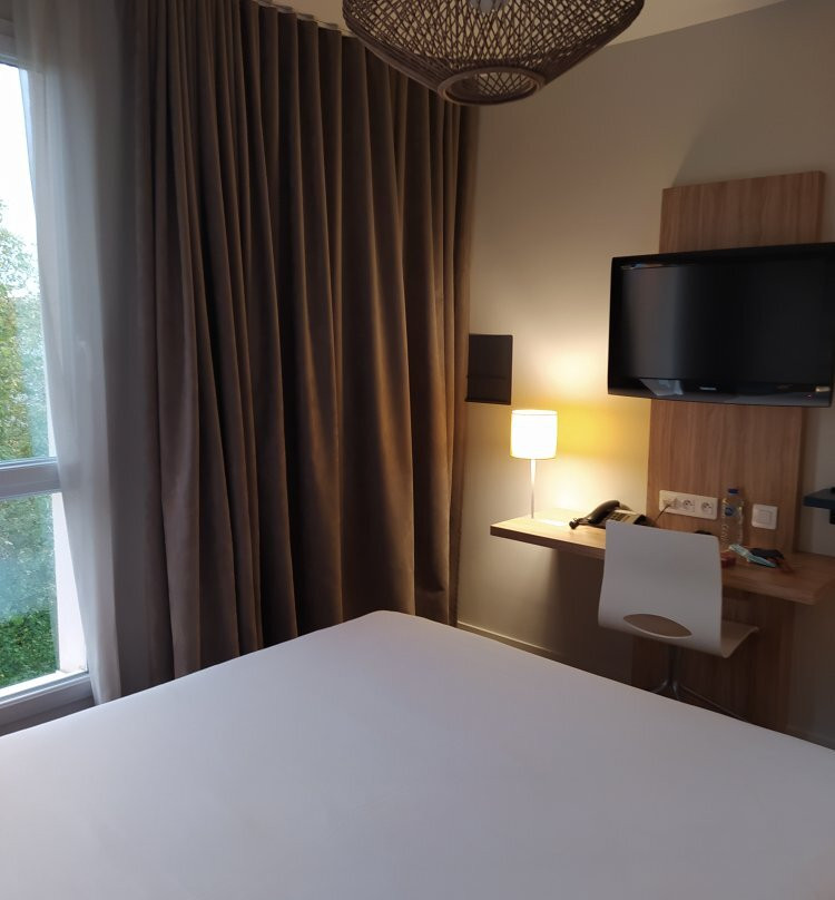 The Originals Boutique, Hôtel Saint James主图