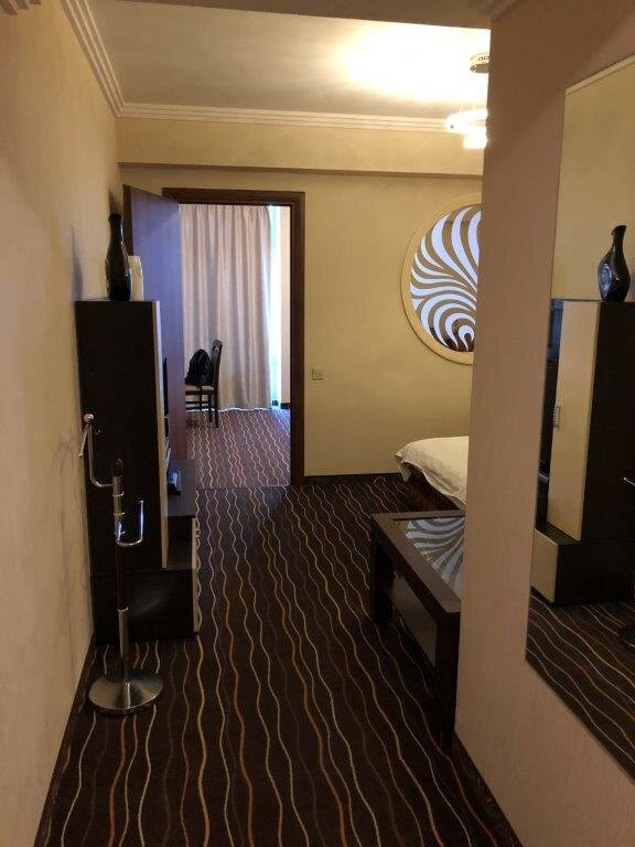 Premier Hotel Abri主图