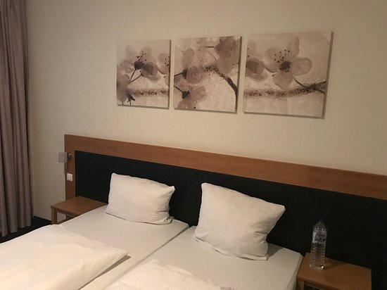 1A商业酒店主图