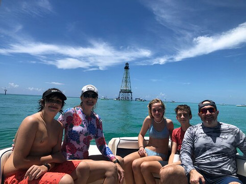 KeyZ Charters-伊斯拉摩拉达必去景点