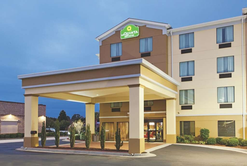 La Quinta Inn & Suites by Wyndham Warner Robins - Robins AFB主图