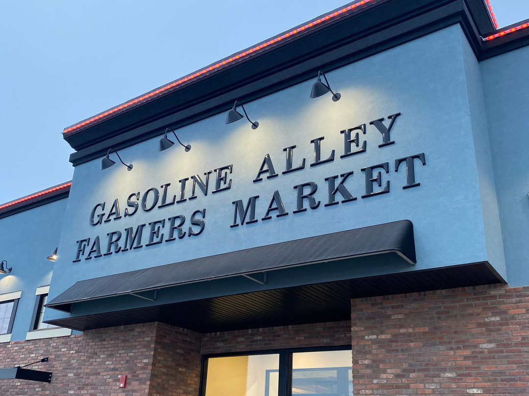 Gasoline Alley Farmers' Market景点图片