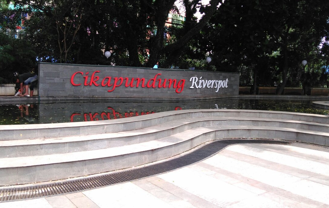 Kopo旅游景点-Plaza Cikapundung River Spot
