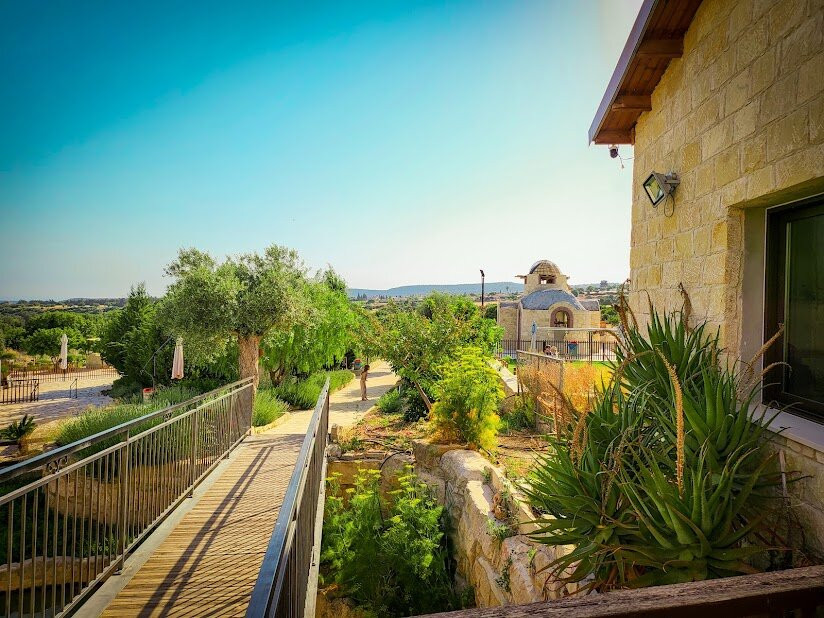 Anoyira餐馆和美食-Anagyris Park & Restaurant